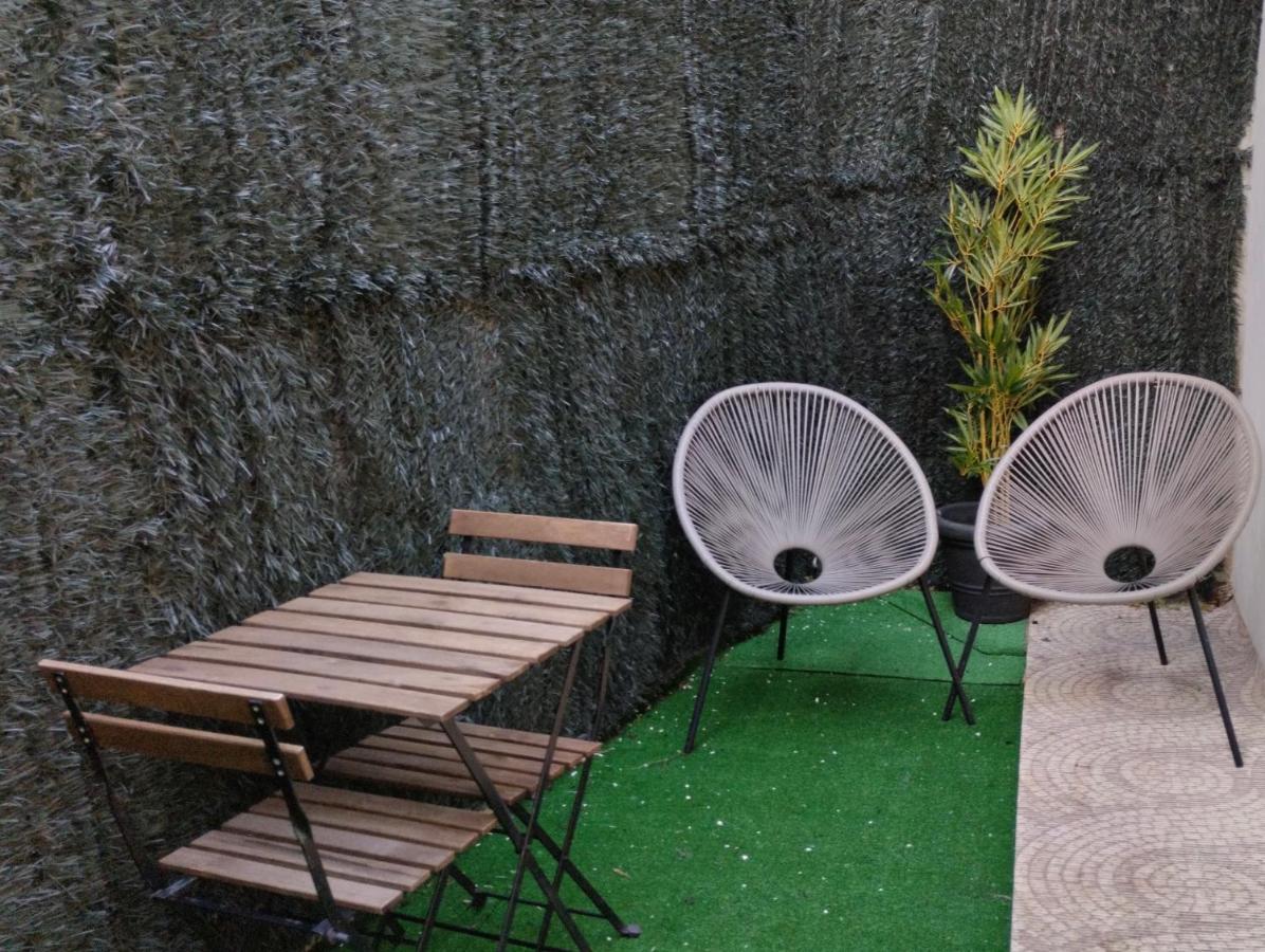 Апартаменты Garibaldi De Calais Fonctionnelle Nouvelle Renovation Jardin Prive Экстерьер фото